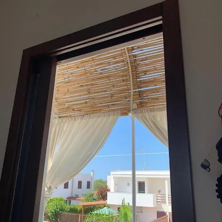 Casa Vacanza Incantevole * Torre Lapillo