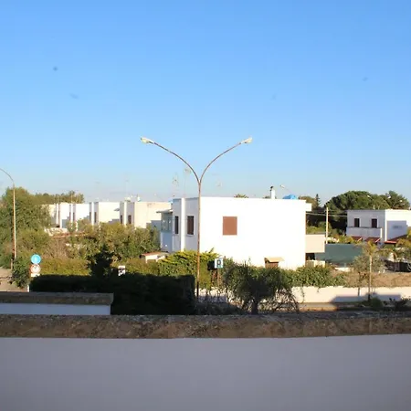 Casa Vacanza Incantevole Apartment Torre Lapillo