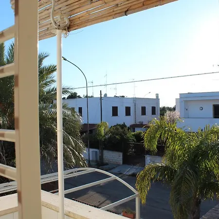 Casa Vacanza Incantevole Apartment *